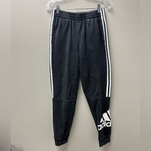 Adidas Black Essential’s Logo Colorblock Cuff Sweatpants